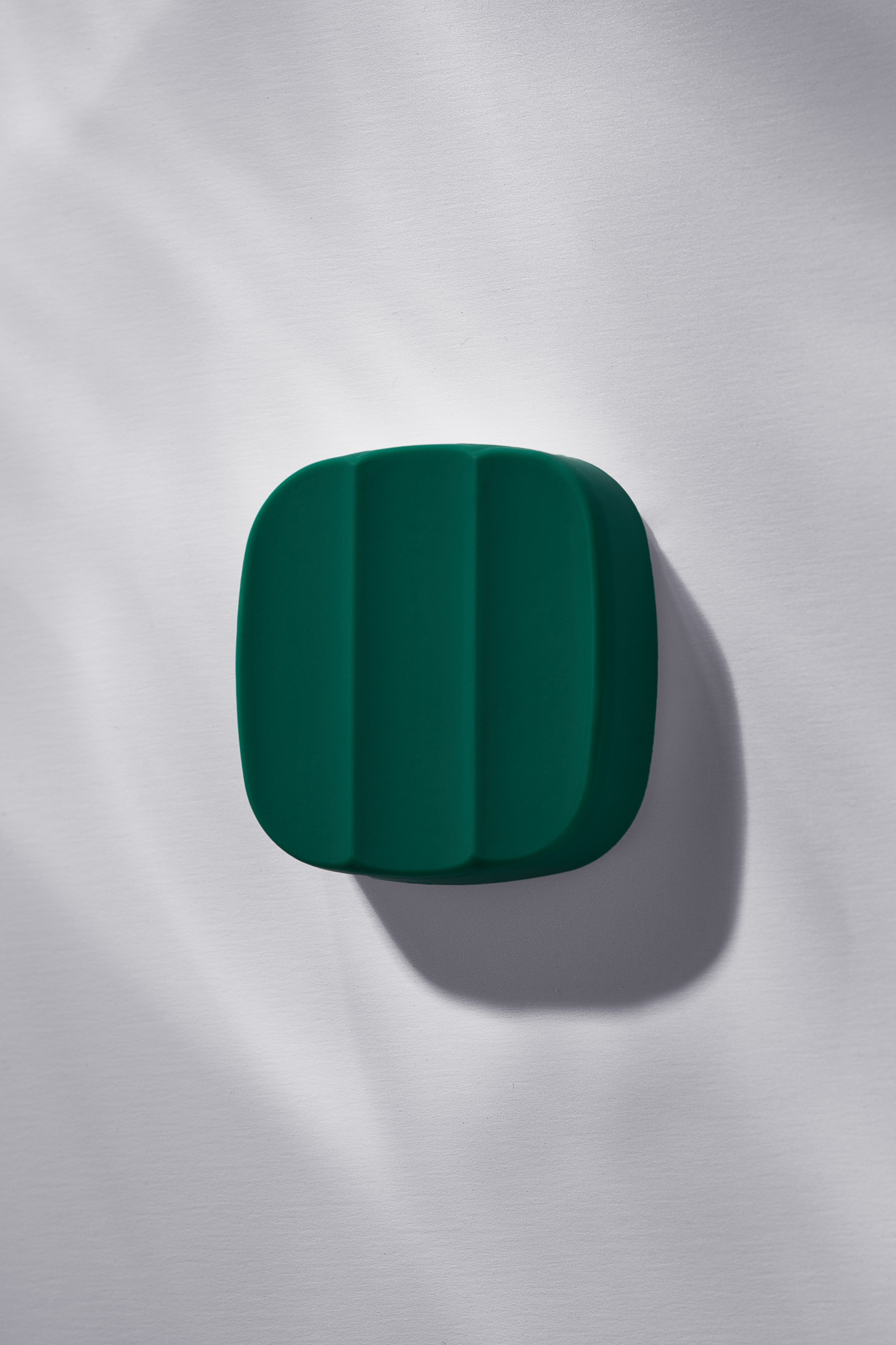 Pomaclip - Magnetic Toothbrush Holder - Forest Green